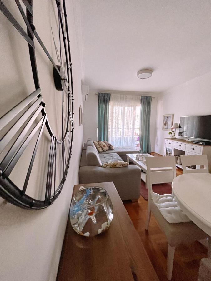 Aska Apartment Бар Екстериор снимка