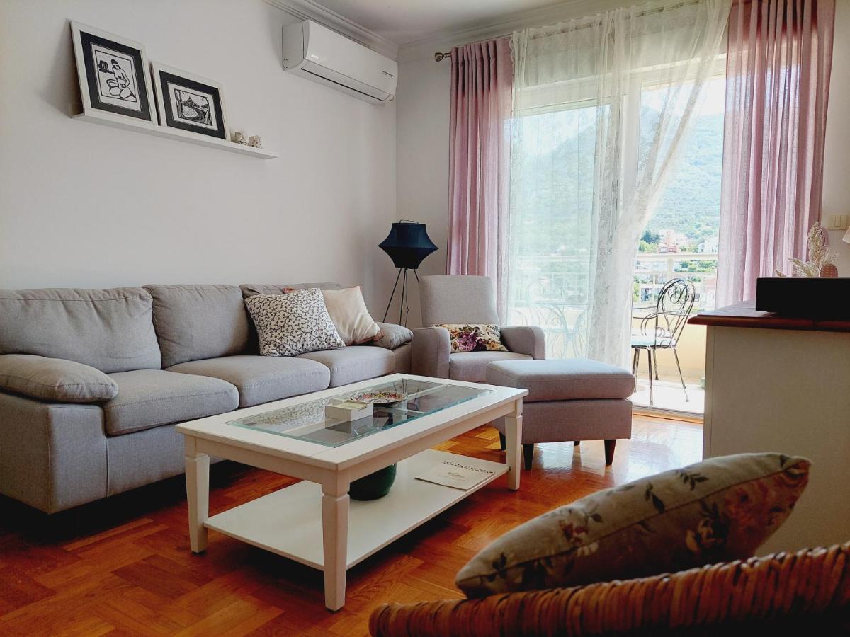 Aska Apartment Бар Екстериор снимка