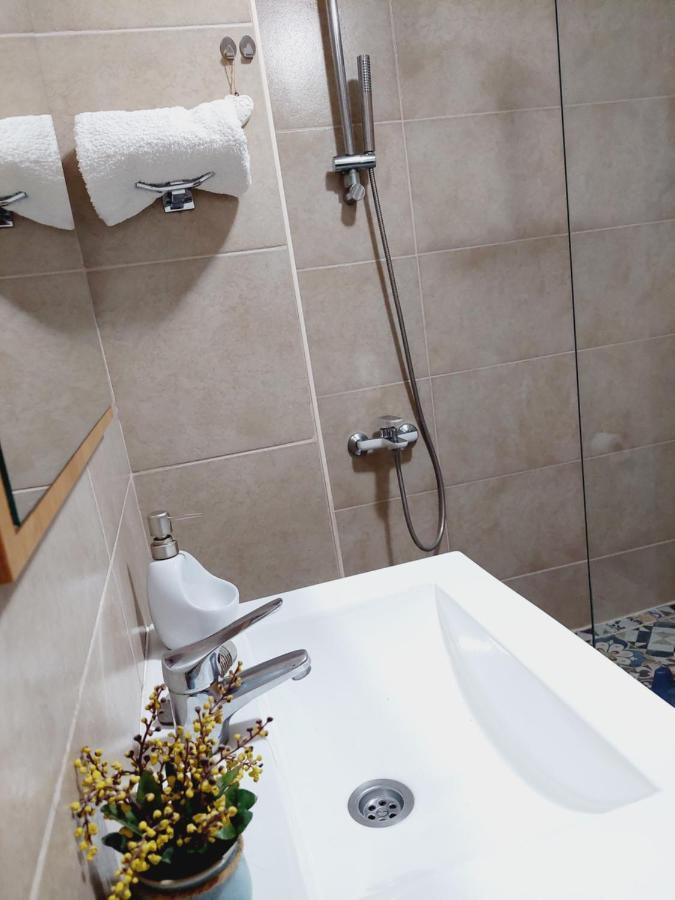 Aska Apartment Бар Екстериор снимка