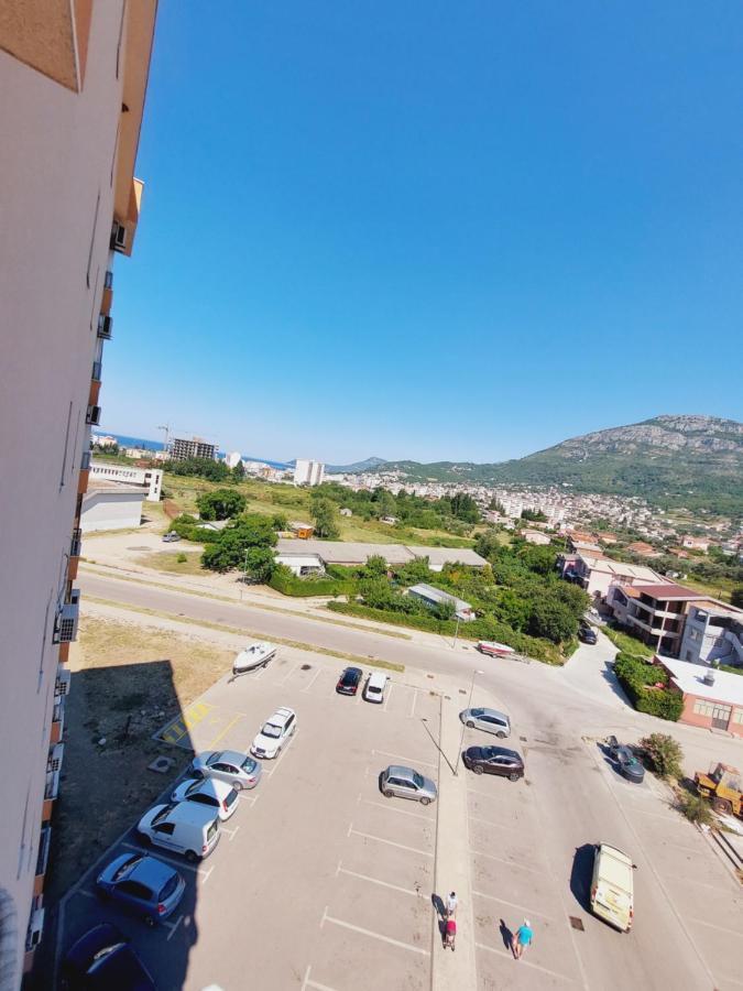 Aska Apartment Бар Екстериор снимка
