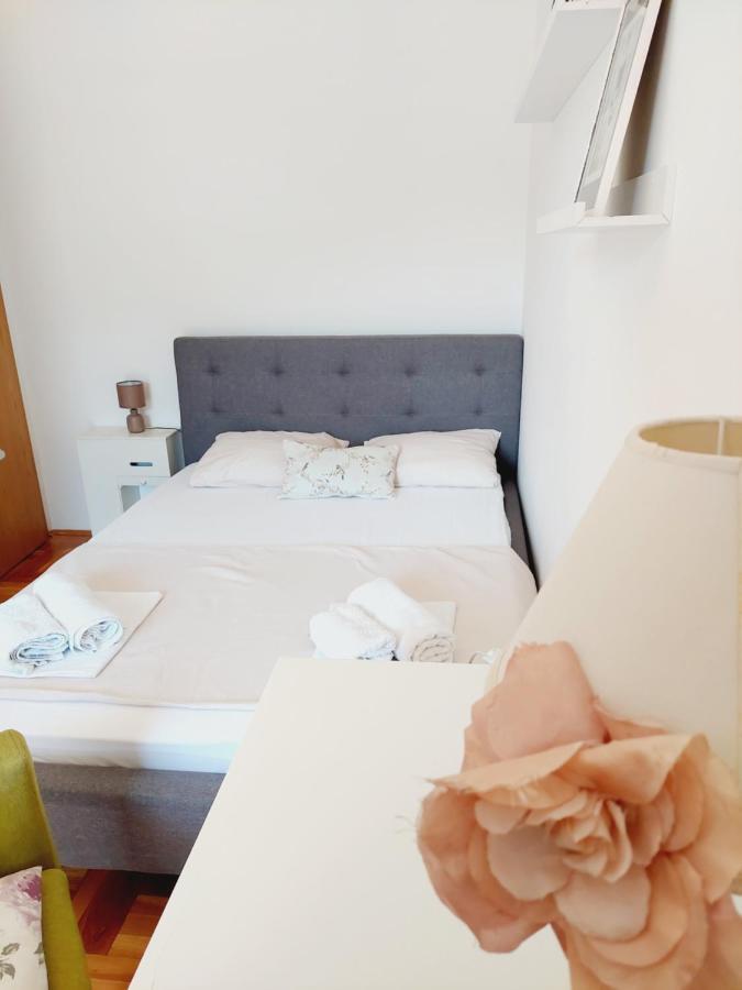 Aska Apartment Бар Екстериор снимка