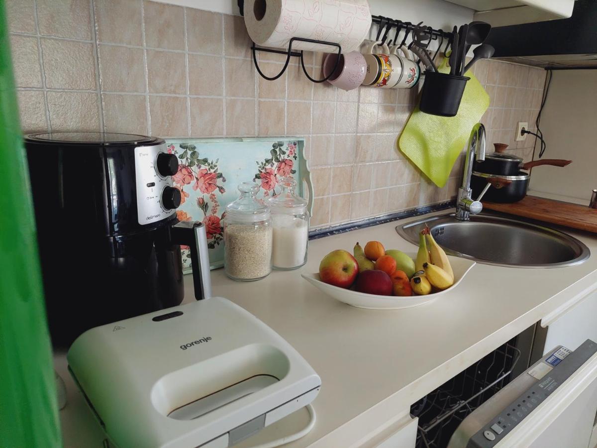 Aska Apartment Бар Екстериор снимка